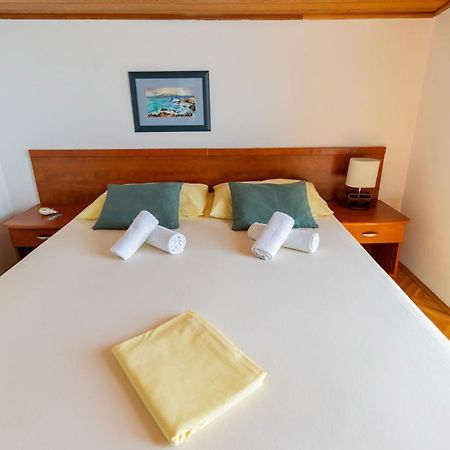 Apartments Villa Jadranka Marusici  Екстер'єр фото