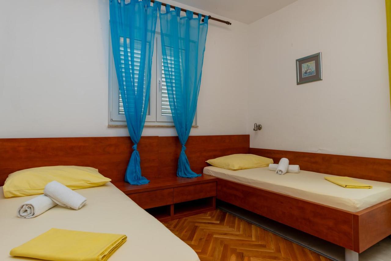 Apartments Villa Jadranka Marusici  Екстер'єр фото
