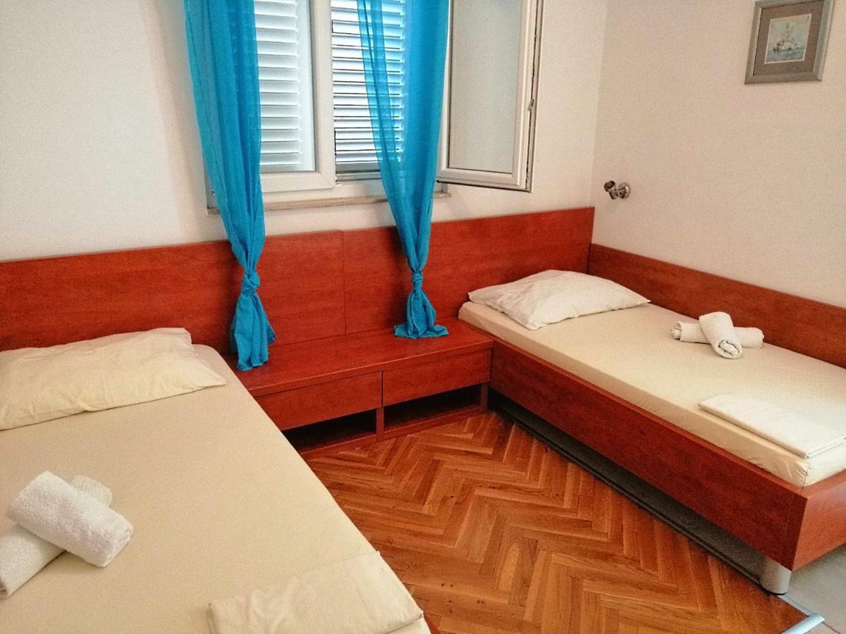 Apartments Villa Jadranka Marusici  Екстер'єр фото